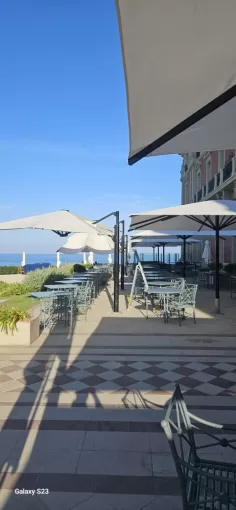 Hivernage parasol a Biarritz., Bayonne, Caballero Stores