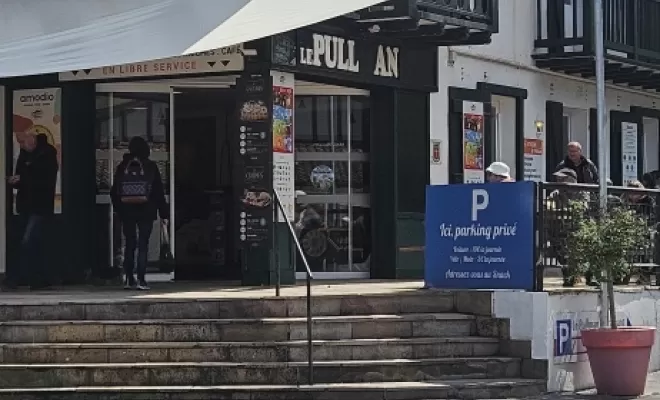 Installation d'une bâche sur mesure à Ascain , Bayonne, Caballero Stores