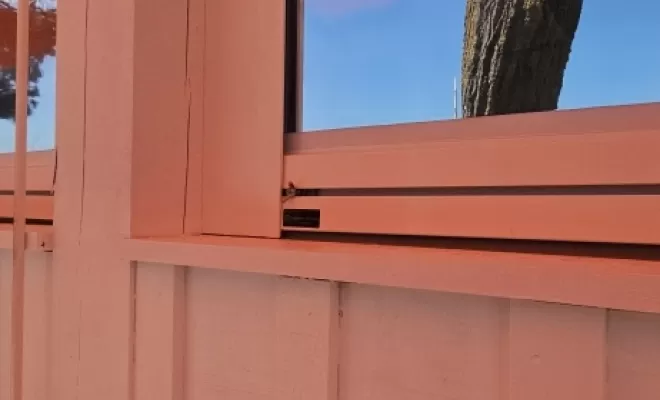 Stores verticaux a contis plage , Bayonne, Caballero Stores