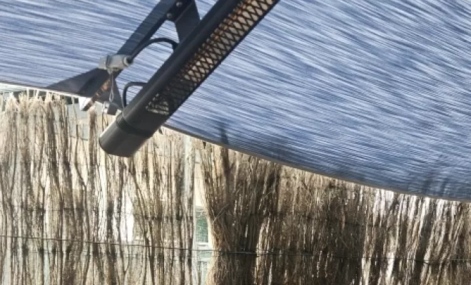 Parasol professionnel à la Villa bleu à Cambo les bains , Bayonne, Caballero Stores