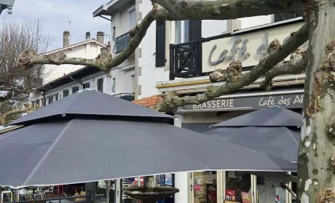 Installation de parasols, Bayonne, Caballero Stores