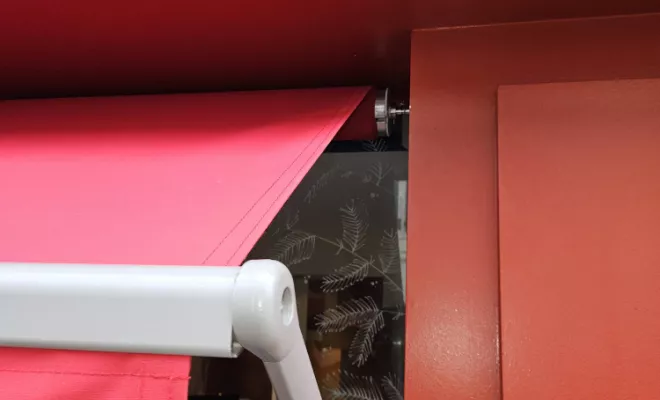 Pose de store brase droit, Bayonne, Caballero Stores